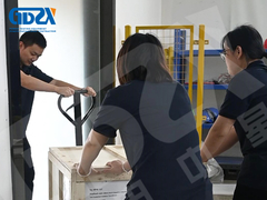 Export van een partij hoogspanningsapparatuur